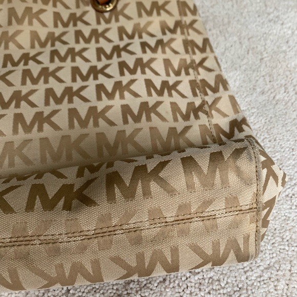 Michael Kors Brown Logo Tote - Picture 5 of 12